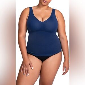 HoneyLove LiftWear Tank in Navy